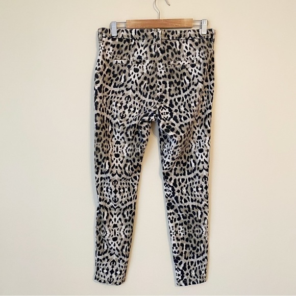 HUE Leopard Print Denim Stretch Leggings Jeggings - Large - Picture 2 of 12